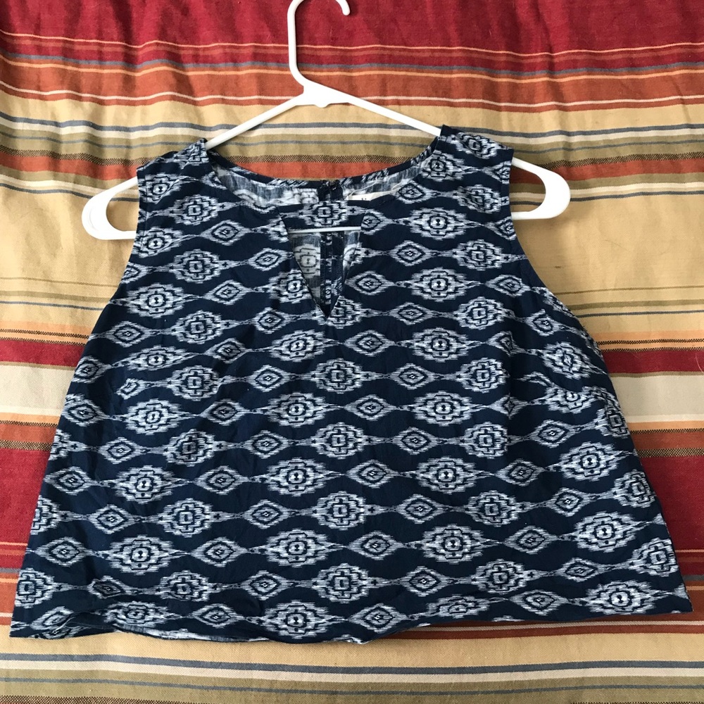 Olive and Oak cropped Printed top